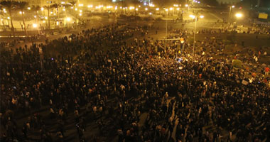 جانب من احتجاجات آلاف المصريين المستمرة فى ميدان التحرير