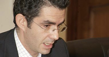 هشام العمرانى الأمين العام للاتحاد الأفريقى أو شعار الكاف