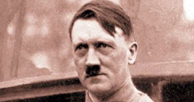 الزعيم الألمانى أدولف هتلر