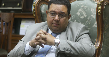 الدكتور زياد بهاء الدين مرشح الحزب المصرى الديمقراطى فى أسيوط