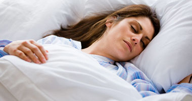 ما أسباب تغير رائحة الفم أثناء النوم؟