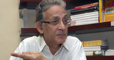 الكاتب الصحفى عبد الله السناوى رئيس تحرير جريدة العربى الناصرى السابق