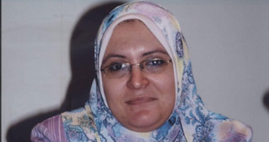 الدكتورة غادة مراد مدرس التمريض النفسى والصحة النفسية بكلية التمريض جامعة عين شمس