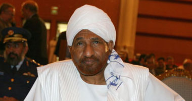 الصادق المهدى زعيم حزب الأمة السودانى