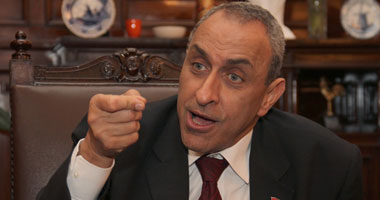 وزير الزراعة أيمن فريد أبو حديد 