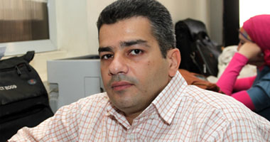 الدكتور أحمد عبد المنعم استشارى جراحة العظام بمستشفى الهلال