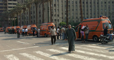 سيارات إسعاف بميدان التحرير 