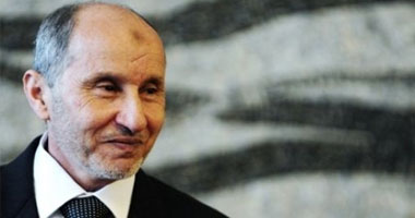 مصطفى عبد الجليل رئيس المجلس الانتقالى الليبى