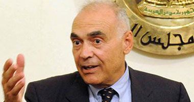 وزير الخارجية محمد عمرو