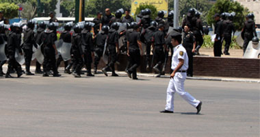 قوات الأمن المركزى فى ميدان التحرير