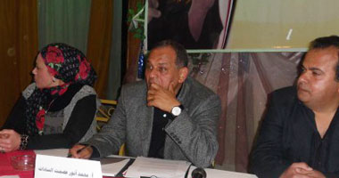 النائب السابق محمد أنور السادات مؤسس حزب 