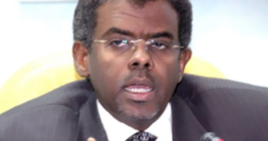 على أحمد عثمان وزير الدولة السودانى بوزارة النفط