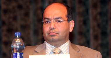 د.أشرف بيومى رئيس الإدارة المركزية لقطاع الشئون الصيدلية