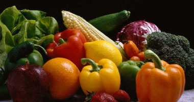 تناول الخضراوات والفاكهة يقلل طول فترات البرد 