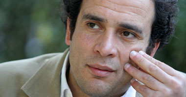 الناشط السياسى الدكتور عمرو حمزاوى