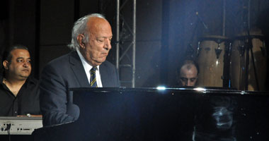 المؤلف الموسيقى الكبير عمر خيرت